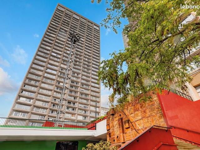 Studio 1 pièce 19 m²