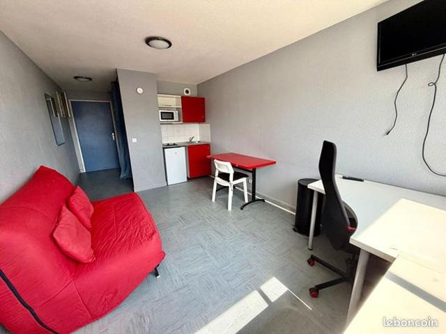 Studio 1 pièce 19 m²