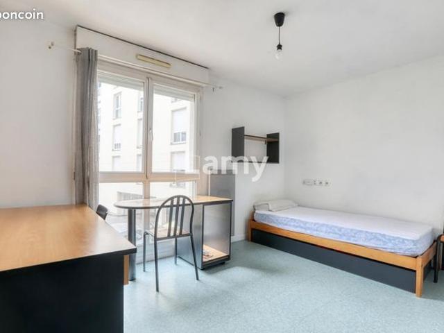 Studio 1 pièce 19 m²