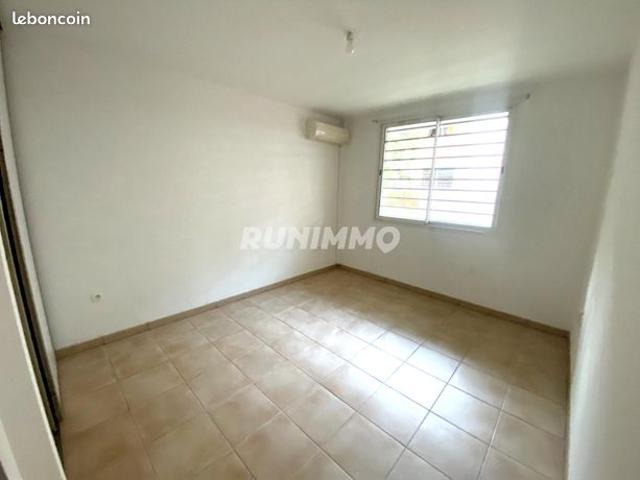 Studio 1 pièce 19 m²