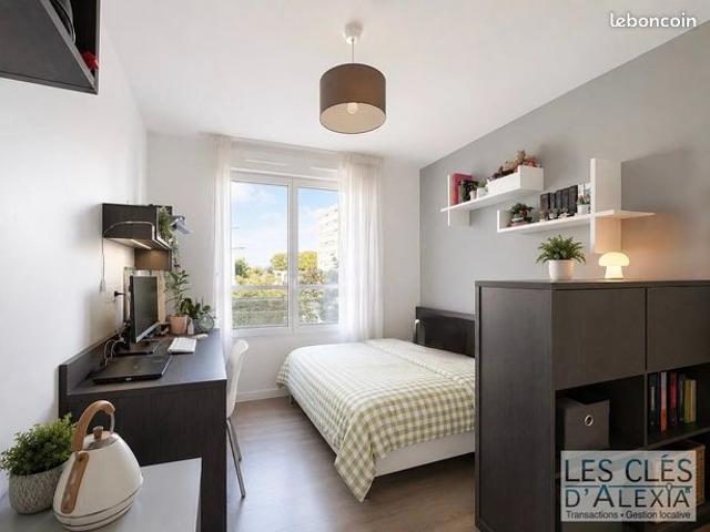 Studio 1 pièce 19 m²
