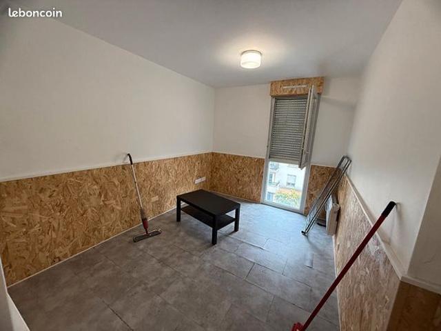 Studio 1 pièce 19 m²