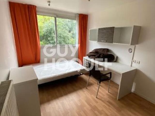 Studio 1 pièce 19 m²