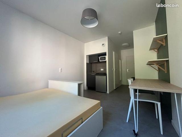 Studio 1 pièce 19 m²
