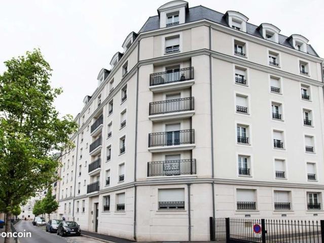 Studio 1 pièce 19 m²