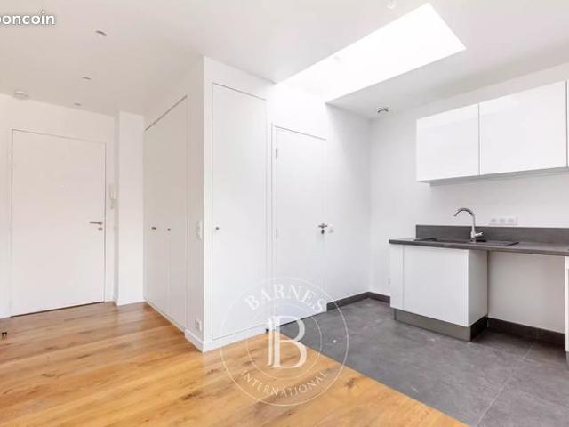 Studio 1 pièce 19 m²