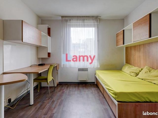Studio 1 pièce 19 m²