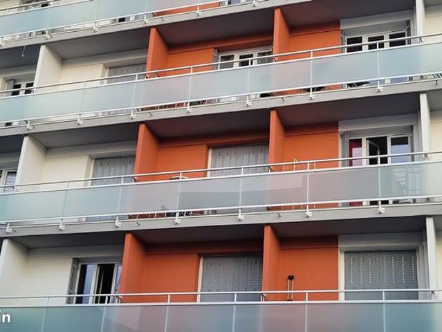 Studio 1 pièce 19 m²