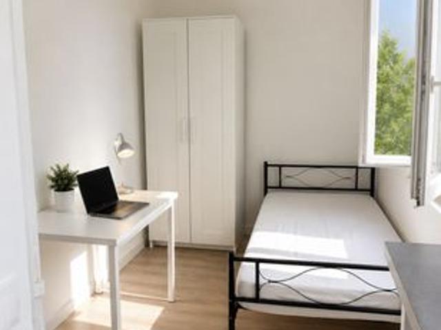 Studio 1 pièce 19 m²