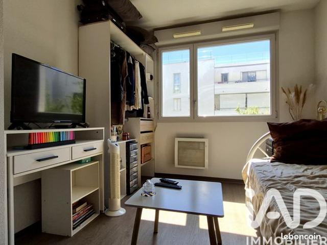 Studio 1 pièce 19 m²