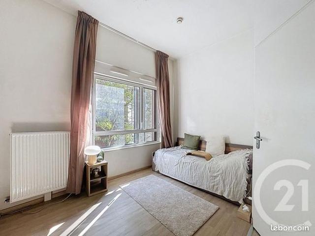 Studio 1 pièce 19 m²