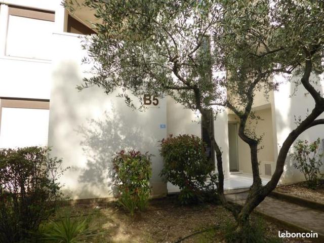 Studio 1 pièce 19 m²