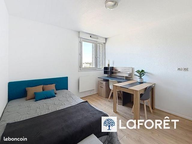 Studio 1 pièce 19 m²