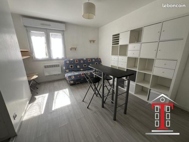 Studio 1 pièce 19 m²