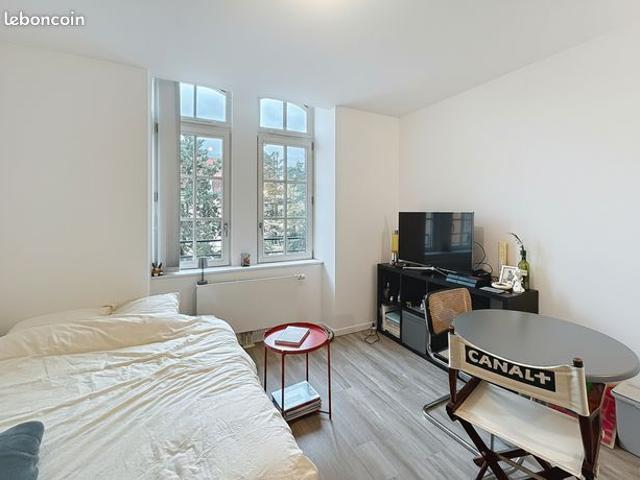Studio 1 pièce 19 m²