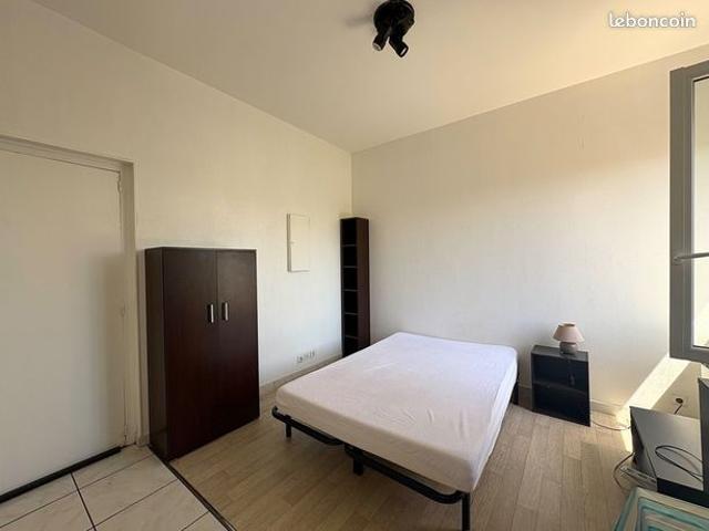 Studio 1 pièce 19 m²
