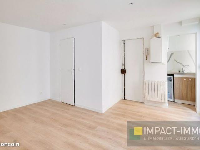 Studio 1 pièce 19 m²