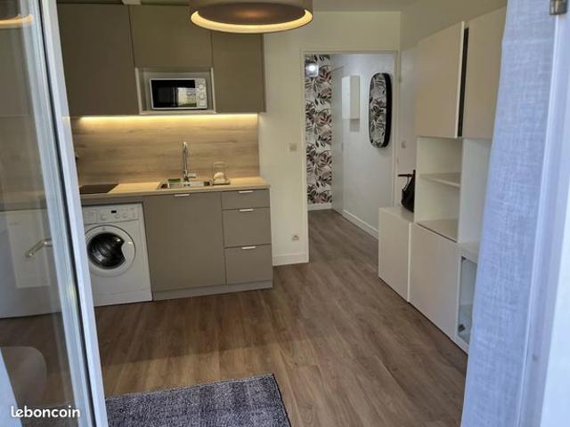 Studio 1 pièce 19 m²