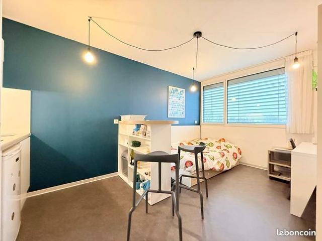 Studio 1 pièce 19 m²