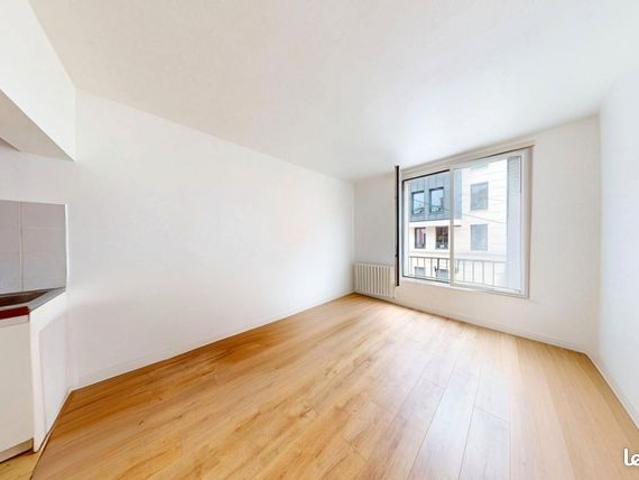 Studio 1 pièce 19 m²