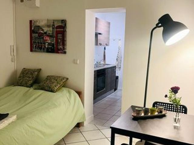 Studio 1 pièce 19 m²