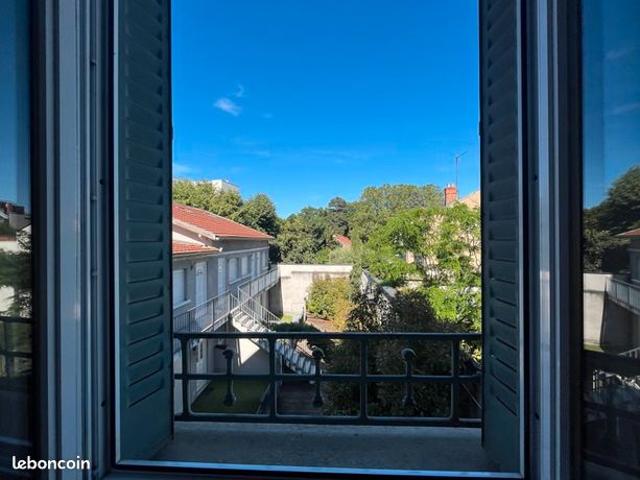 Studio 1 pièce 19 m²
