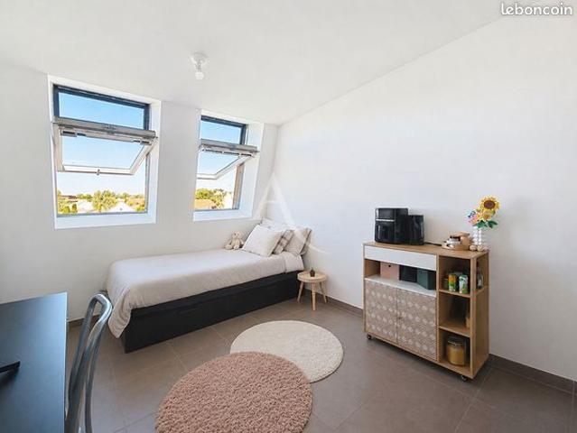 Studio 1 pièce 19 m²