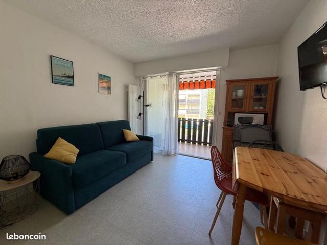 Studio 1 pièce 19 m²
