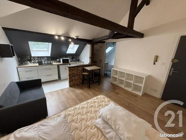 Studio 1 pièce 19 m²