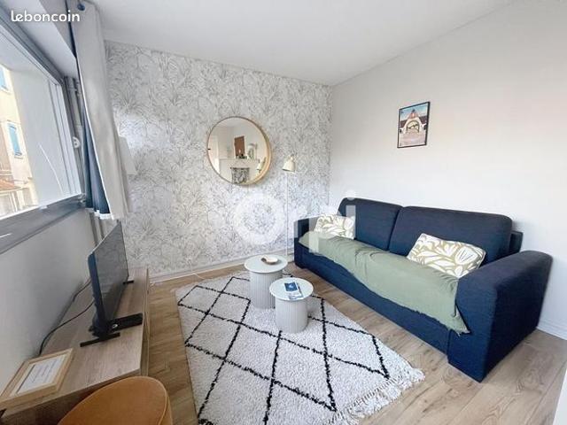 Studio 1 pièce 19 m²