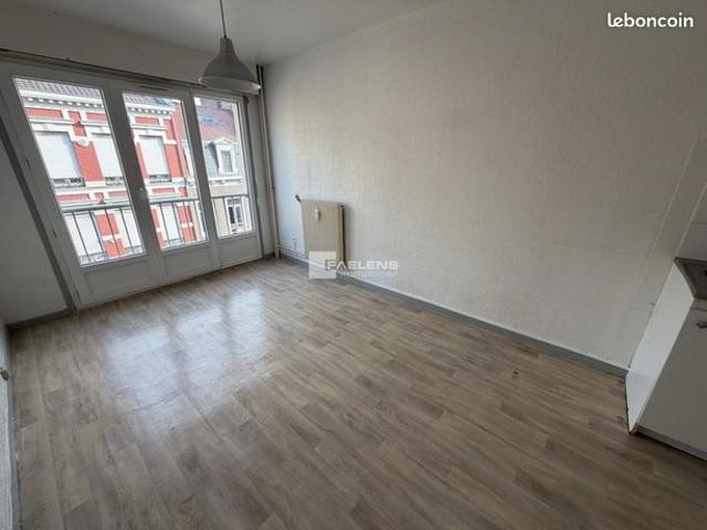 Studio 1 pièce 19 m²