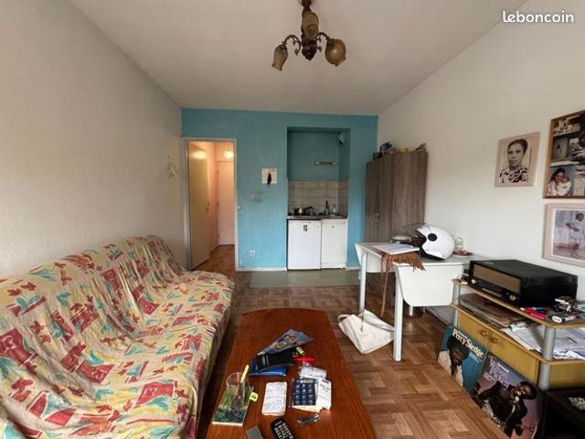 Studio 1 pièce 19 m²