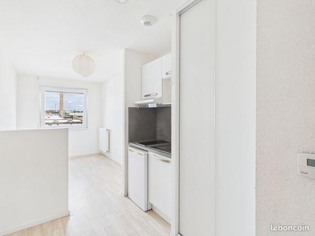 Studio 1 pièce 19 m²