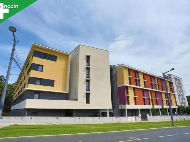 Studio 1 pièce 19 m²