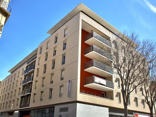 Studio 1 pièce 19 m²