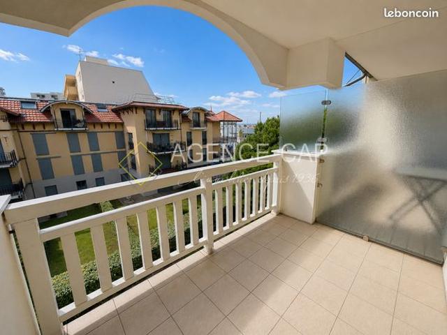 Studio 1 pièce 19 m²