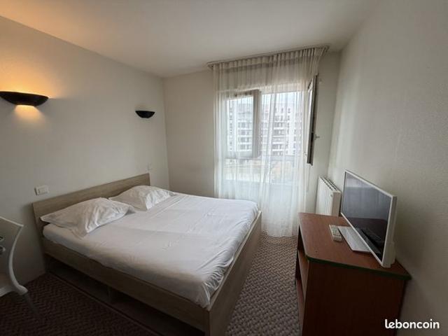 Studio 1 pièce 19 m²