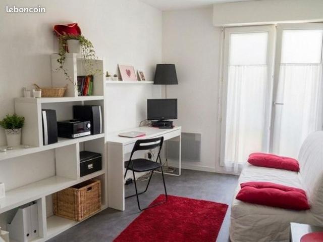 Studio 1 pièce 19 m²