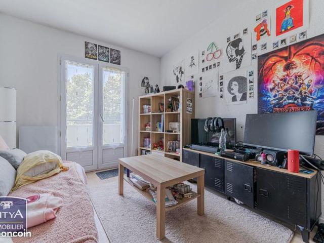 Studio 1 pièce 19 m²
