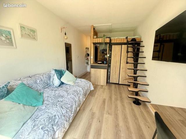 Studio 1 pièce 19 m²