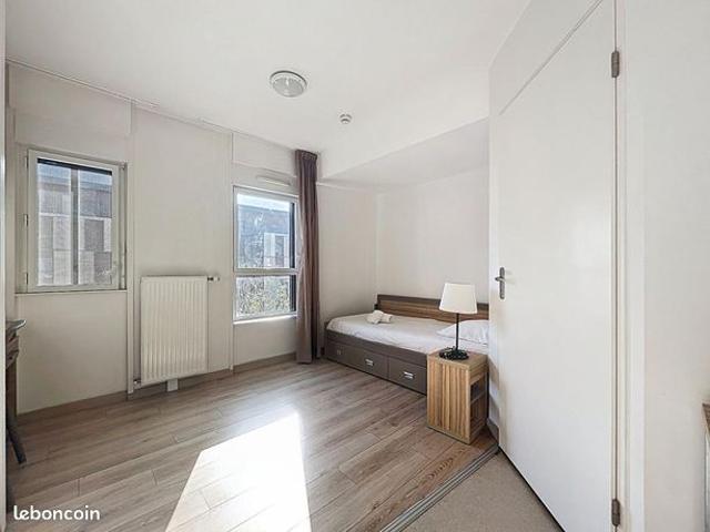 Studio 1 pièce 19 m²
