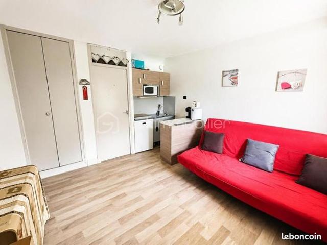 Studio 1 pièce 19 m²