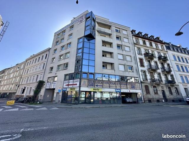 Studio 1 pièce 19 m²