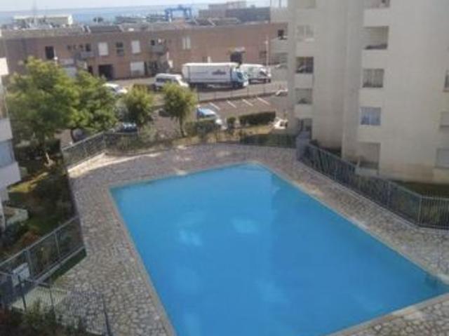 Studio 1 pièce 19 m²