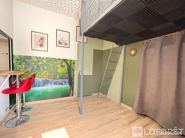Studio 1 pièce 19 m²