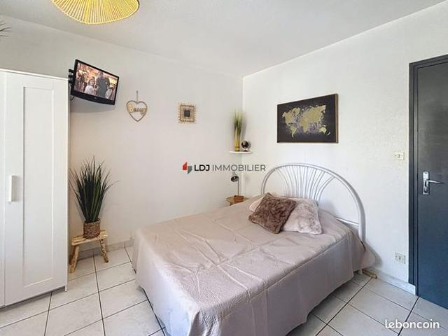 Studio 1 pièce 19 m²