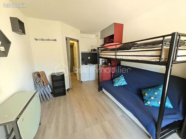 Studio 1 pièce 19 m²