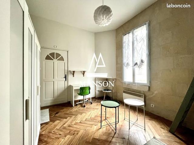 Studio 1 pièce 19 m²