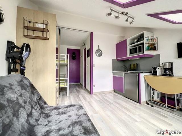 Studio 1 pièce 19 m²