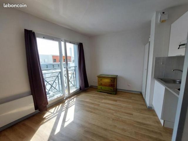 Studio 1 pièce 19 m²